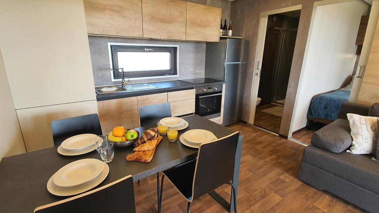 Collis Winery - Family & Friends - Mobilhome Rovinj Luaran gambar
